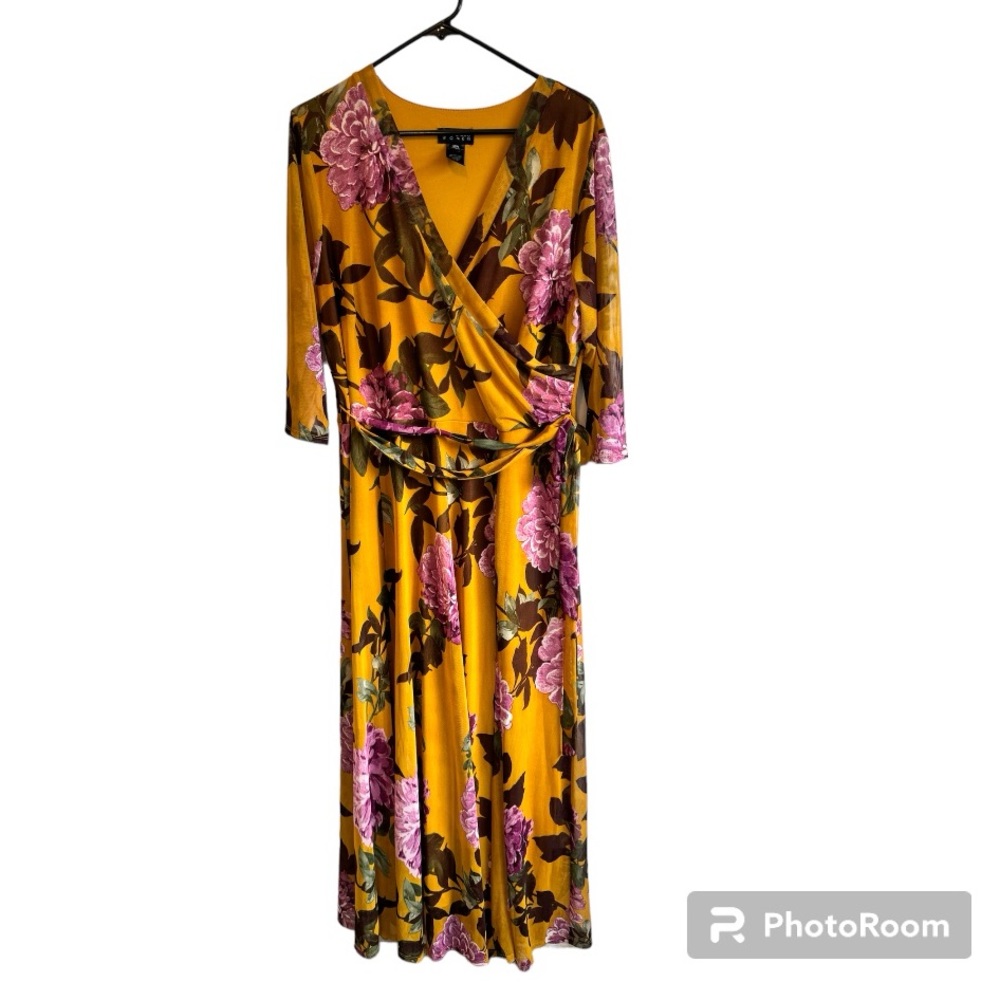 Enfocus Studio. Floral Dress. Plus size 16W.